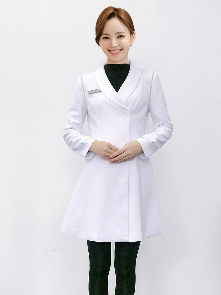 High-End Korean Style Medical  – Medical Lab Years Bewertung und Preis