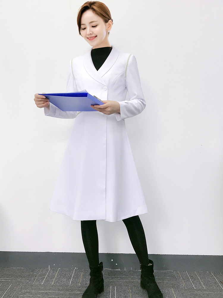 High-End Korean Style Medical  – Medical Lab Years Bewertung und Preis